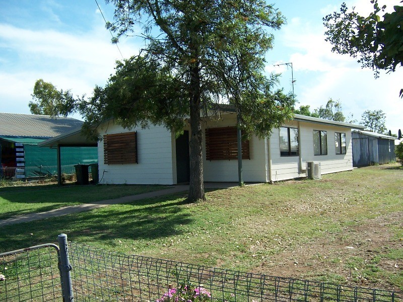 6 Huntley Street, Capella QLD 4723