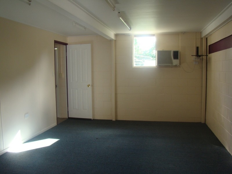 87 Park Avenue, Emerald QLD 4720