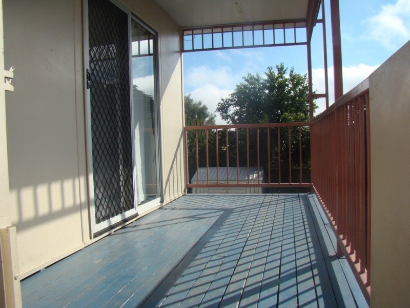 87 Park Avenue, Emerald QLD 4720