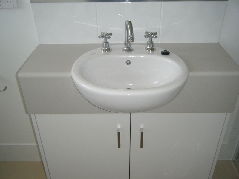 33 Lakeside Drive, Emerald QLD 4720