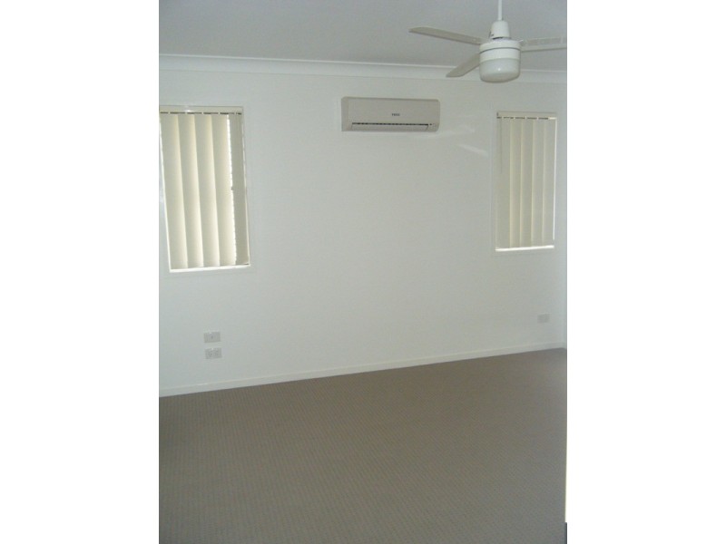 4  Suncrest Street, Emerald QLD 4720