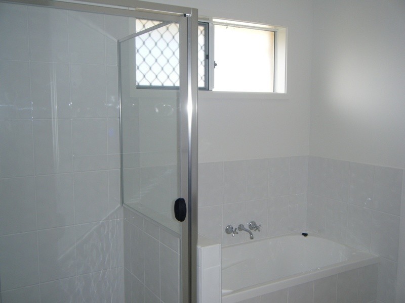 29 Lakeside Drive, Emerald QLD 4720