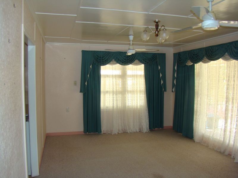 5 Theresa Street, Emerald QLD 4720