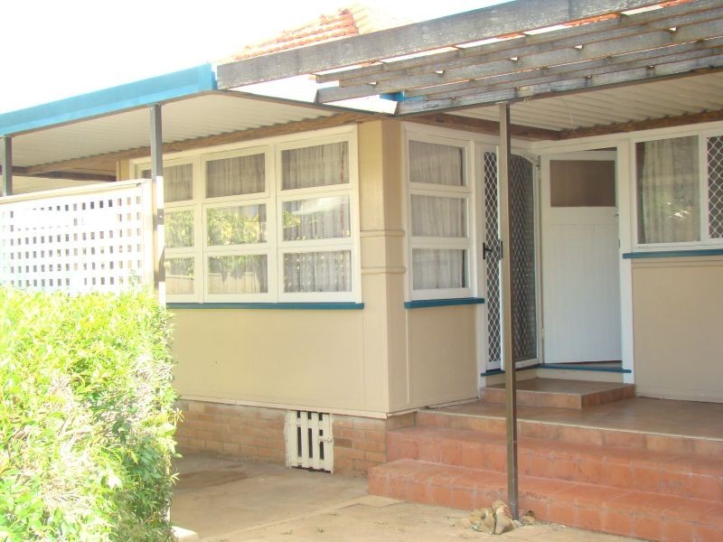 5 Theresa Street, Emerald QLD 4720