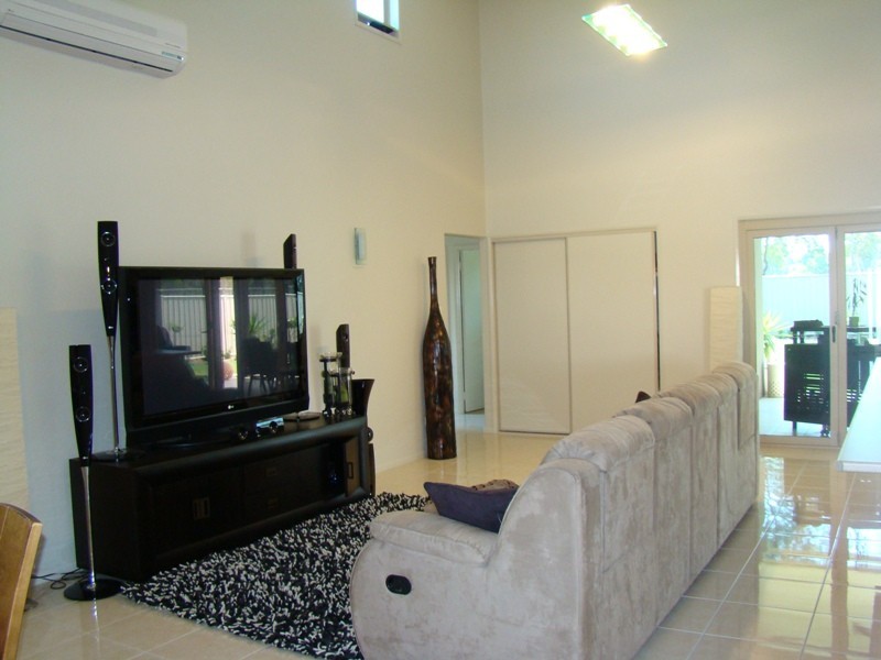 10  Brokenwood Street, Emerald QLD 4720