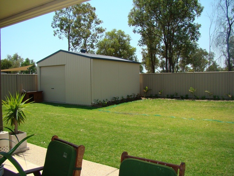 10  Brokenwood Street, Emerald QLD 4720