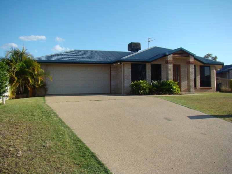 37 Andrews Road, Emerald QLD 4720