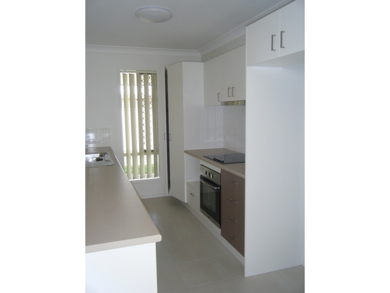 3 Scenic Drive, Emerald QLD 4720