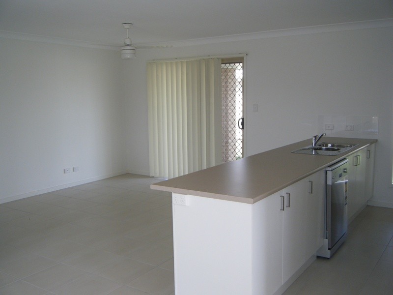 3 Scenic Drive, Emerald QLD 4720