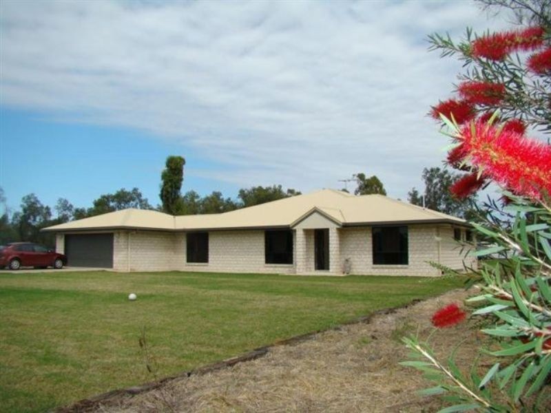 25 Silica Road, Emerald QLD 4720