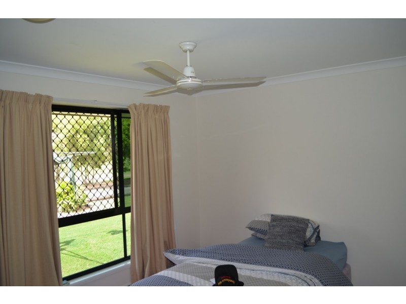 25 Silica Road, Emerald QLD 4720