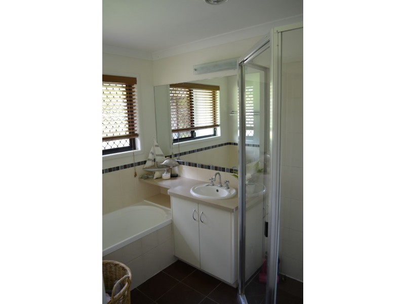 25 Silica Road, Emerald QLD 4720