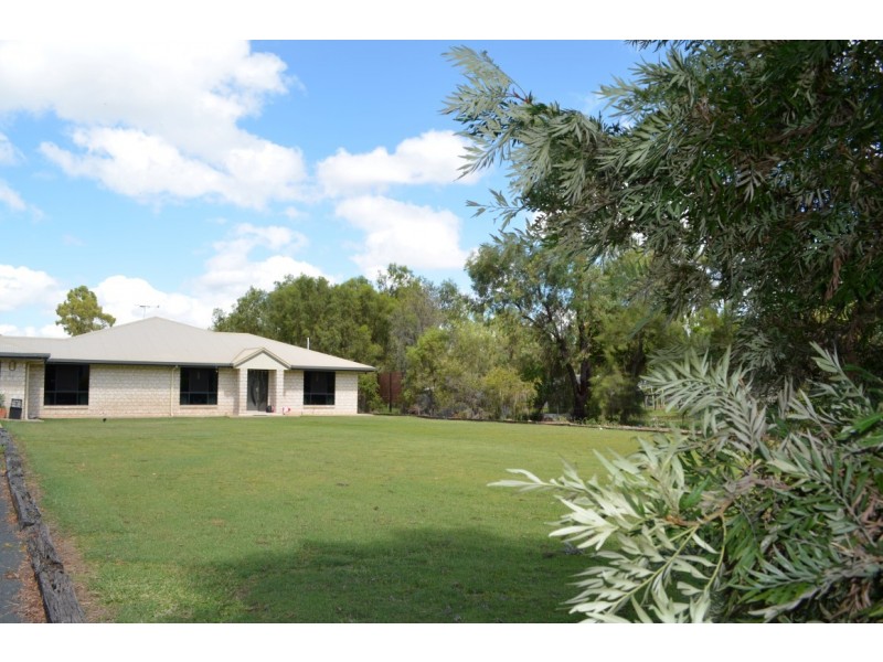 25 Silica Road, Emerald QLD 4720