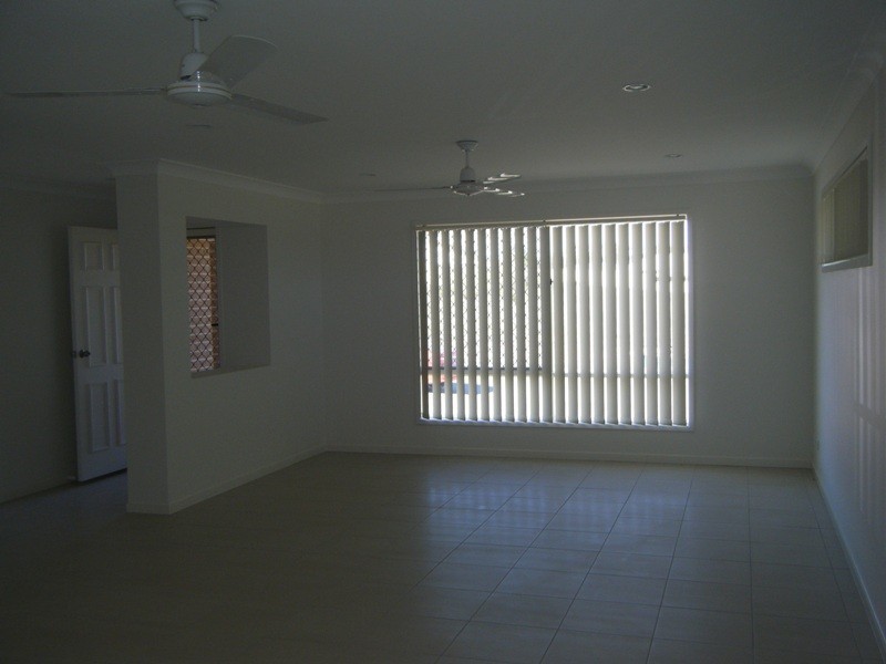 16 Suncrest Street, Emerald QLD 4720