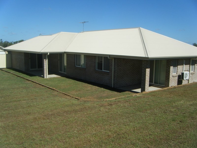 4 Scenic Drive, Emerald QLD 4720