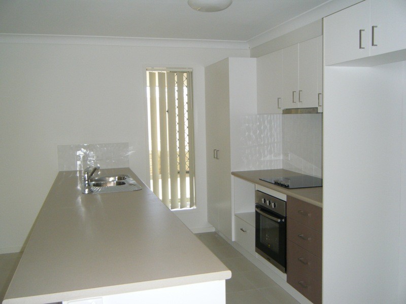 4 Scenic Drive, Emerald QLD 4720