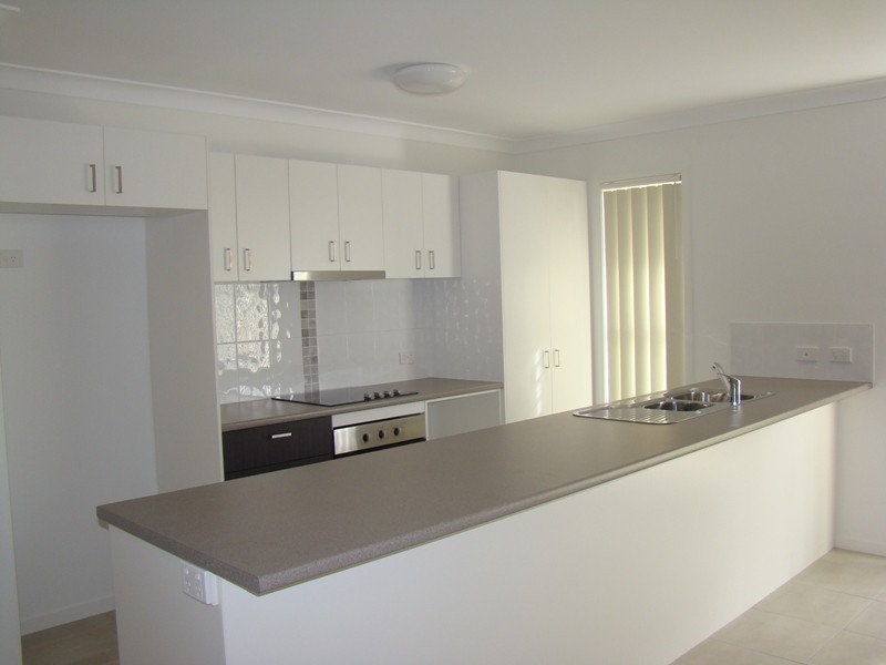 41 Lakeside Drive, Emerald QLD 4720