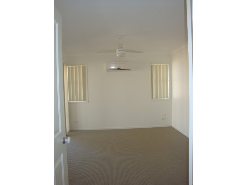 7 Hillcrest Street, Emerald QLD 4720