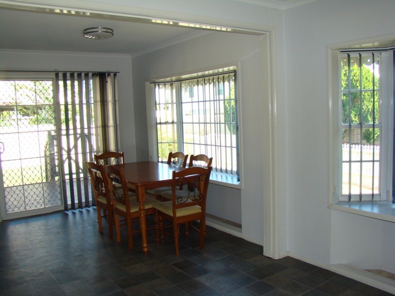 55 School Lane, Emerald QLD 4720