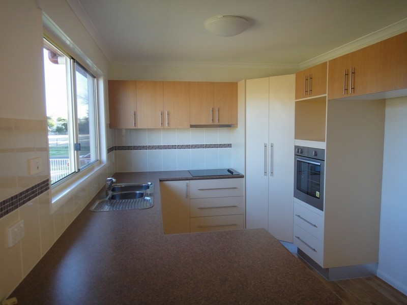 15 Gray Street, Emerald QLD 4720