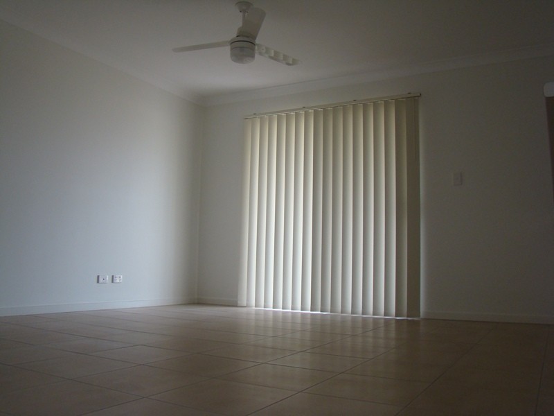 5 Hillcrest Street, Emerald QLD 4720