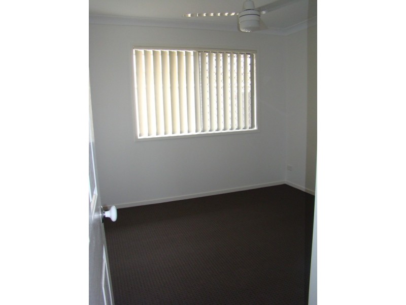 5 Hillcrest Street, Emerald QLD 4720