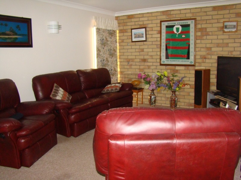 3 Crinum Crescent, Emerald QLD 4720