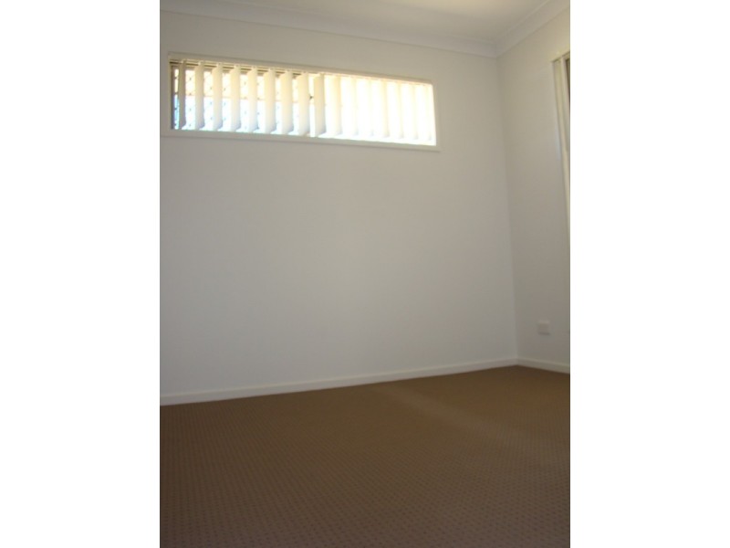 8 Suncrest Street, Emerald QLD 4720