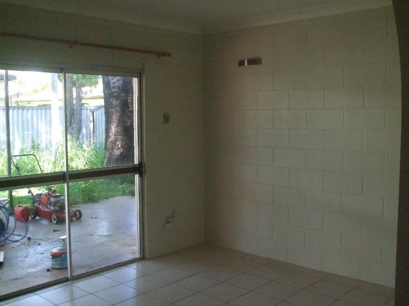 2/105 Opal Street, Emerald QLD 4720