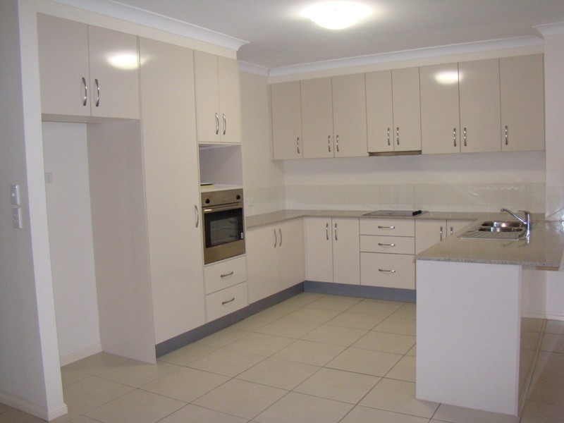 5 Glovar Street, Emerald QLD 4720