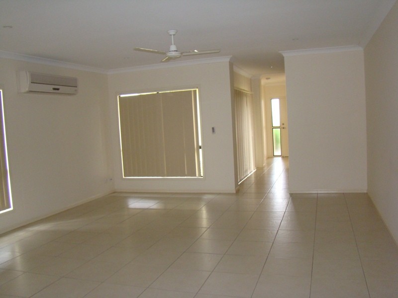 5 Glovar Street, Emerald QLD 4720