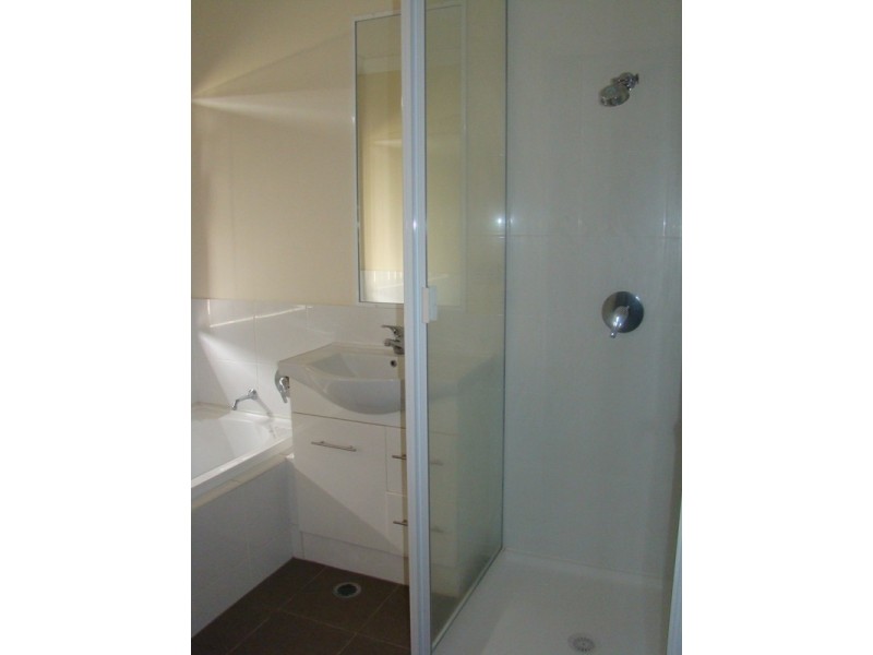 5 Glovar Street, Emerald QLD 4720