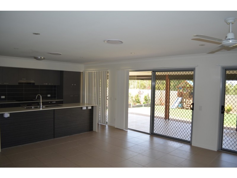 4 Rosehill Road, Emerald QLD 4720