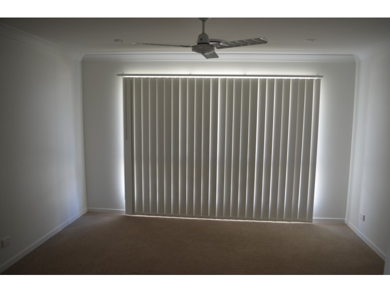 4 Rosehill Road, Emerald QLD 4720