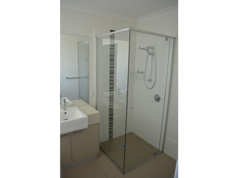 4 Rosehill Road, Emerald QLD 4720
