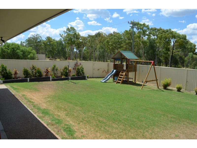 4 Rosehill Road, Emerald QLD 4720