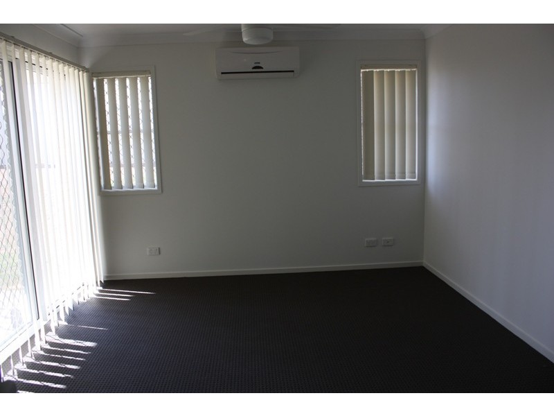 14 Scenic Drive, Emerald QLD 4720