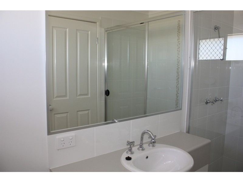 5 Suncrest Street, Emerald QLD 4720