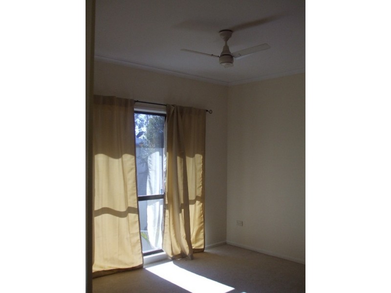 4 Julie Court, Emerald QLD 4720