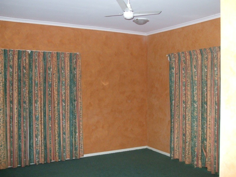 4 Julie Court, Emerald QLD 4720