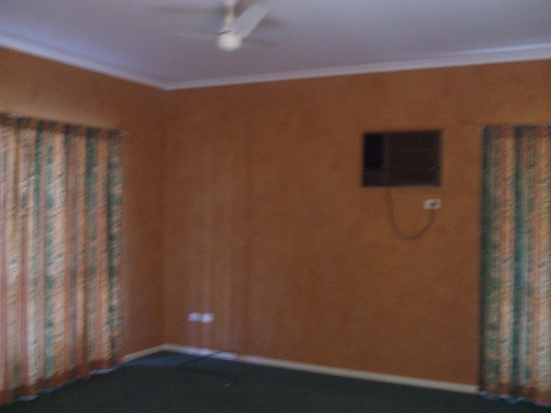 4 Julie Court, Emerald QLD 4720