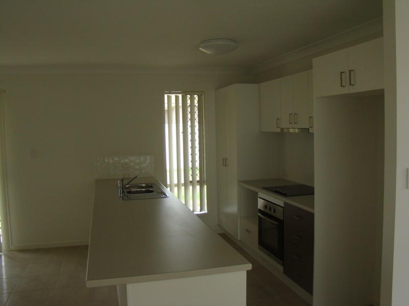 14 Suncrest Street, Emerald QLD 4720