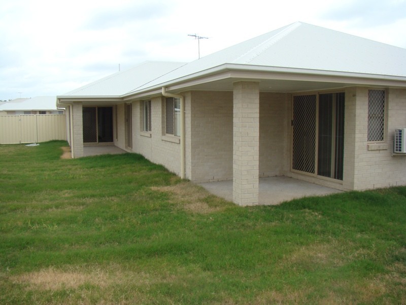 14 Suncrest Street, Emerald QLD 4720