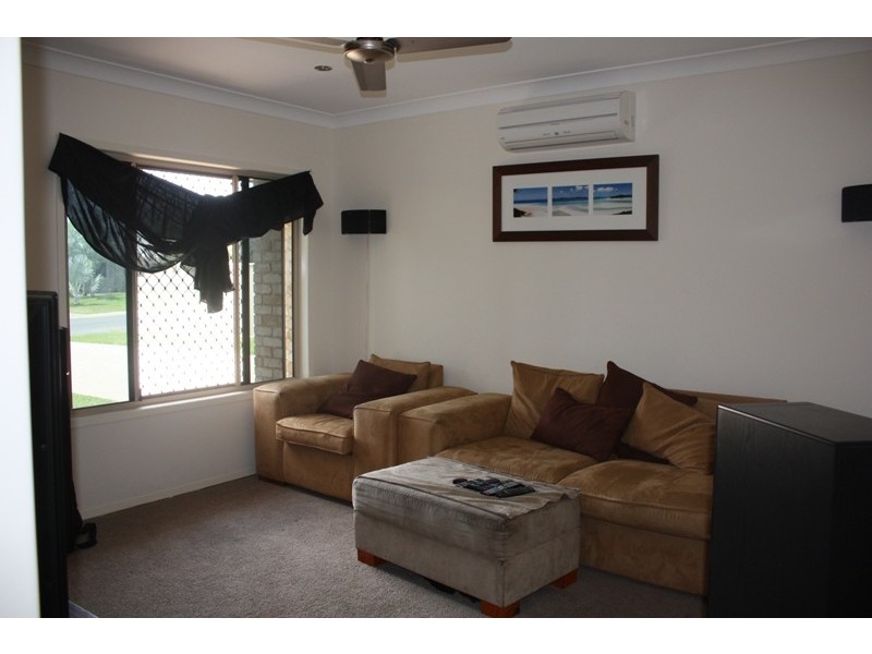 23 Mooney Crescent, Emerald QLD 4720