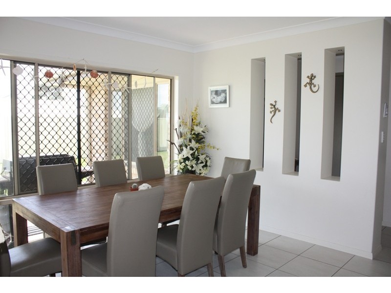 23 Mooney Crescent, Emerald QLD 4720