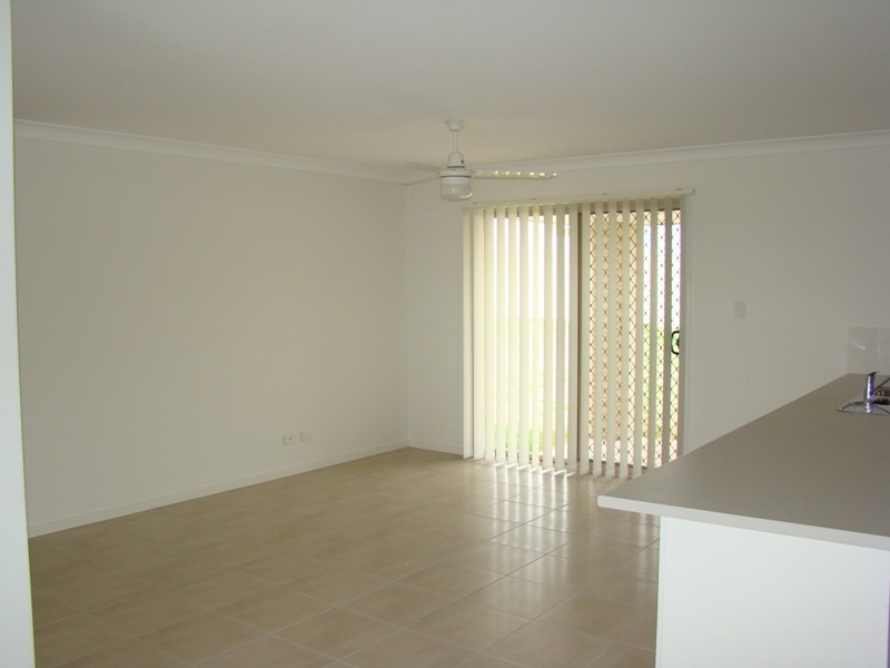 4 Lakeside Drive, Emerald QLD 4720