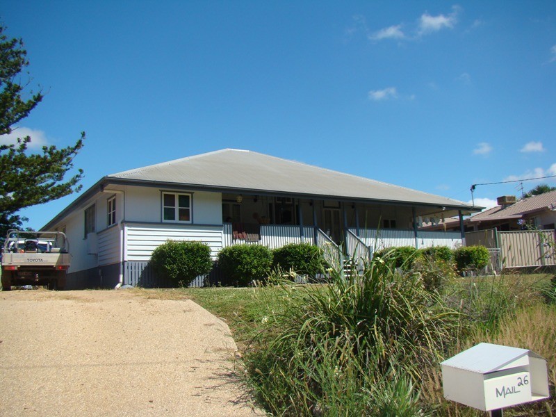 26 Riverview Street, Emerald QLD 4720