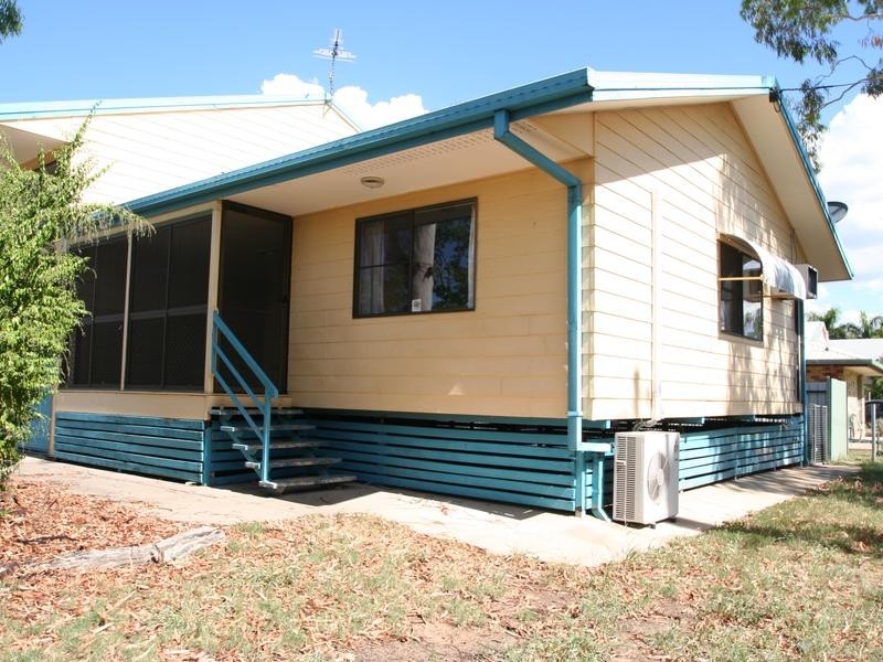 46 Loch Street, Emerald QLD 4720