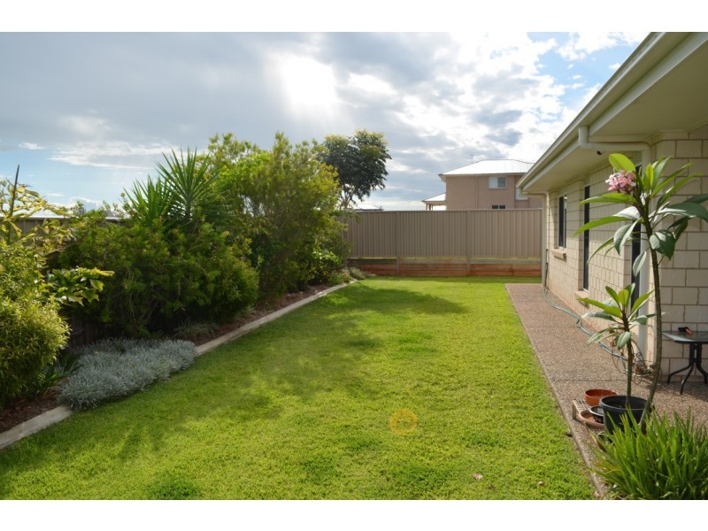 20 Canterbury Road, Emerald QLD 4720