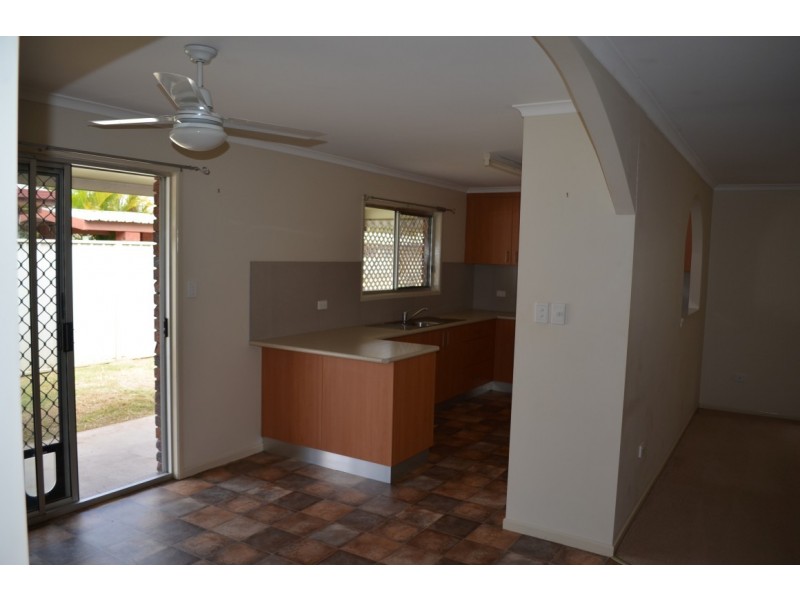 1 Wilby Place, Emerald QLD 4720